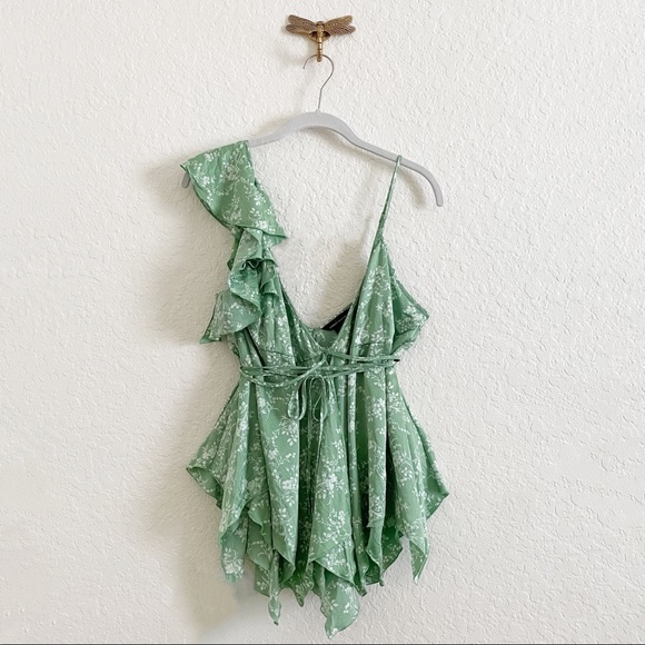 Moda International Tops - Vintage•Moda International•Boho Floral Wrap Sleeveless Blouse